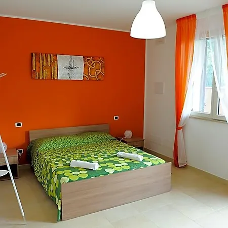 B&B Sun House 모두가노