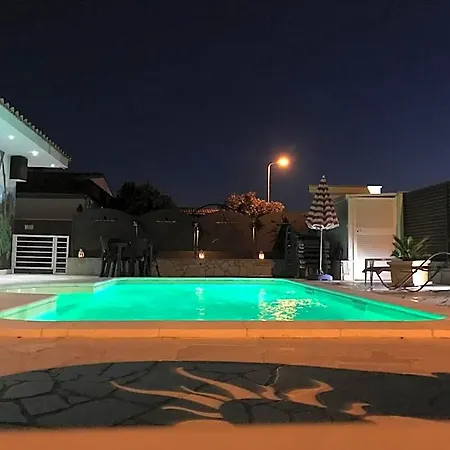 Bed and breakfast Sun House 3*