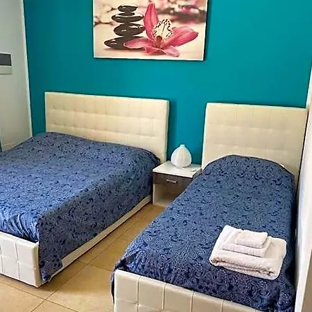 B&B Sun House