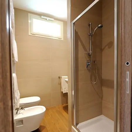 Sun House Nocleg ze śniadaniem