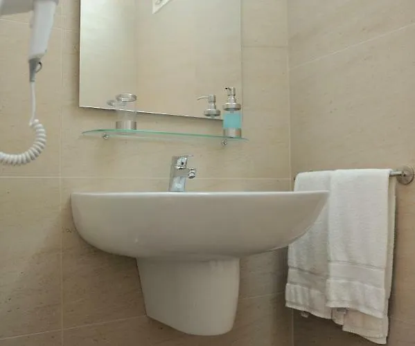 Bed & Breakfast Sun House 3*